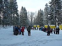 Zahajovaci nastup jeste bez BVU 49. Zimni sraz TOM 7.1.2017 na Ostravici (6)